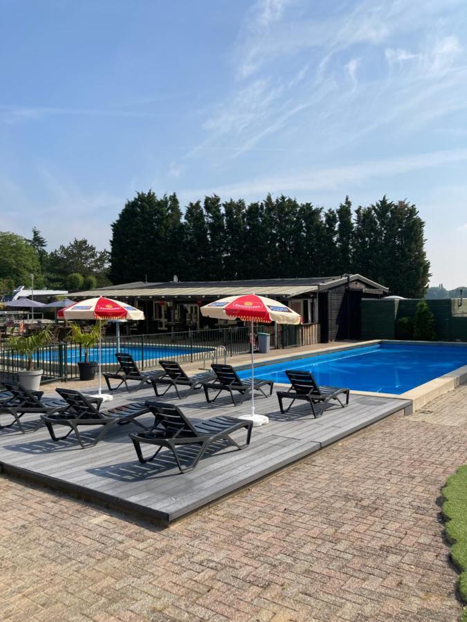 Woodlodge High Chaparral Oorsbeek Esterno foto